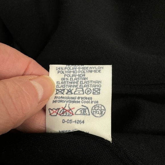 GILMAR Blazer Jacket Women’s 42 EUC Black Button Front Italy Long Sleeves - Picture 8 of 9